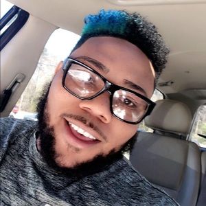 Meet your Posher, Carl